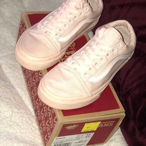 Old skool vans peach.